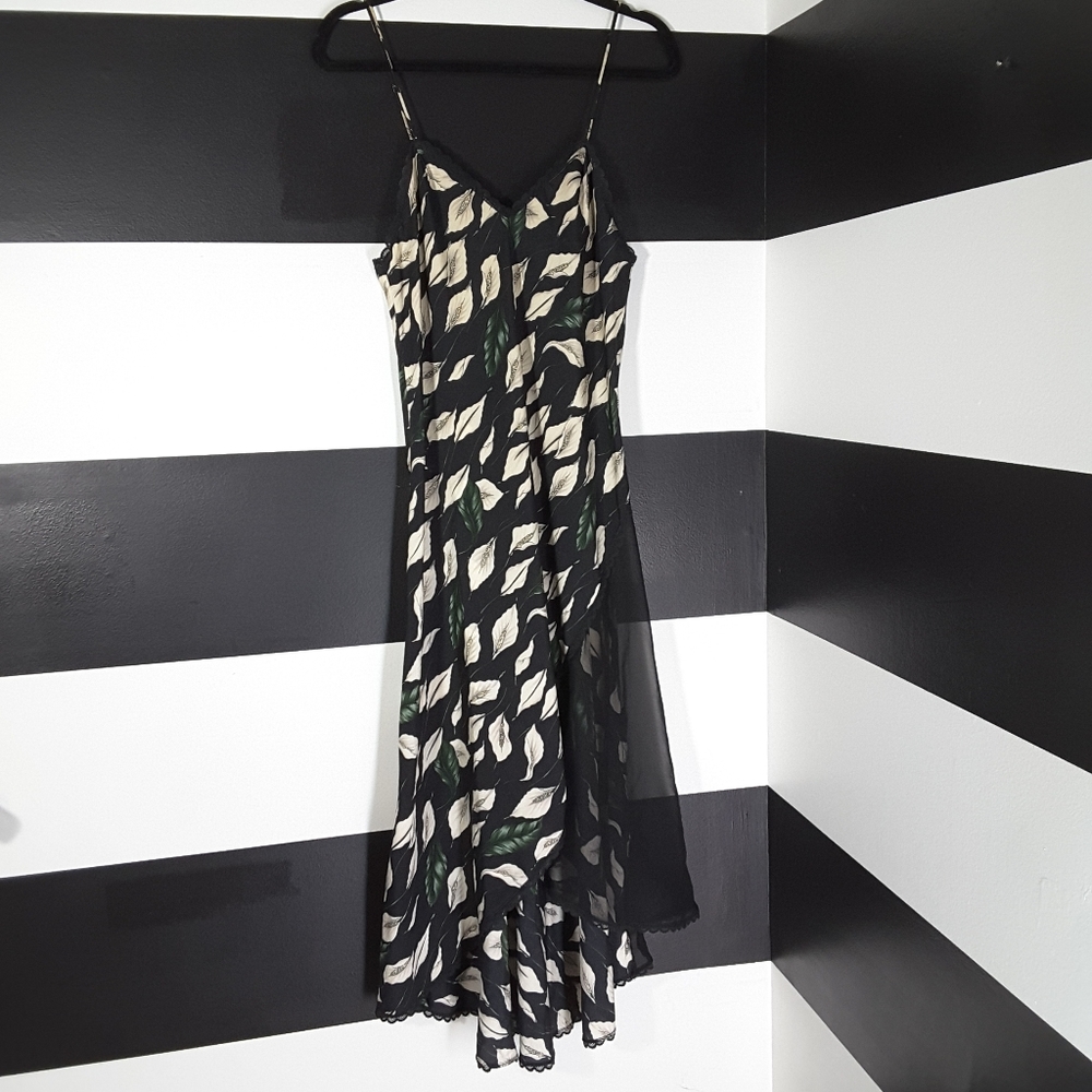 VALENTINO RARE Intimo Vintage Calla Lily Long Flowy Night Gown M 🎇